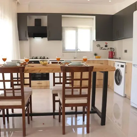 Buglem Villa *